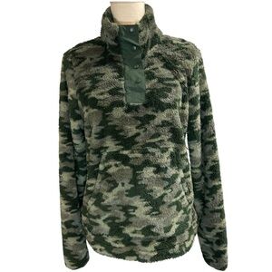 Eddie Bauer Fleece Camo Quarter Snap Sweater